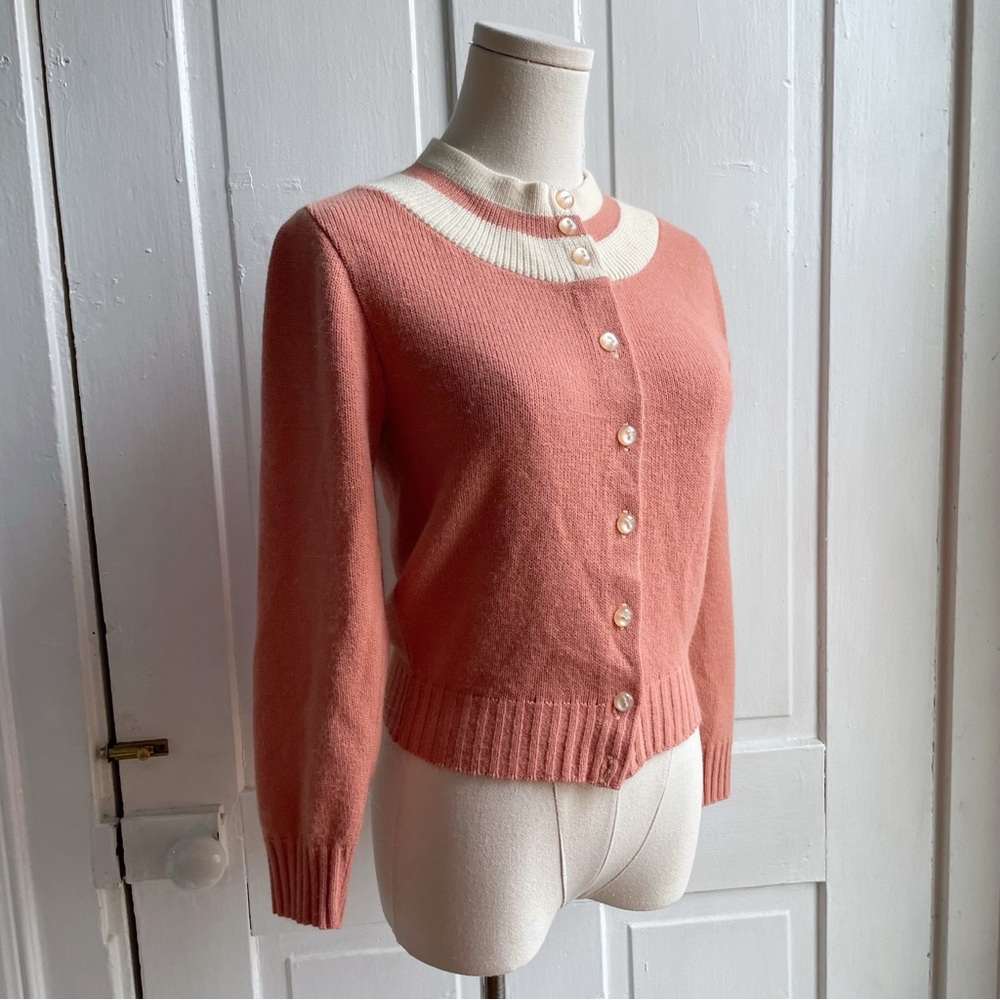 Vintage 50s 60s Salmon Pink Knit Cardigan Sweater